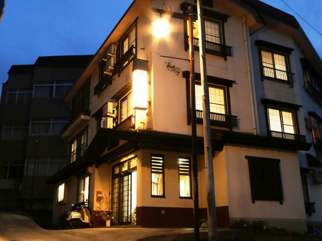 Hotel Chouchinya à Nozawaonsen Extérieur photo